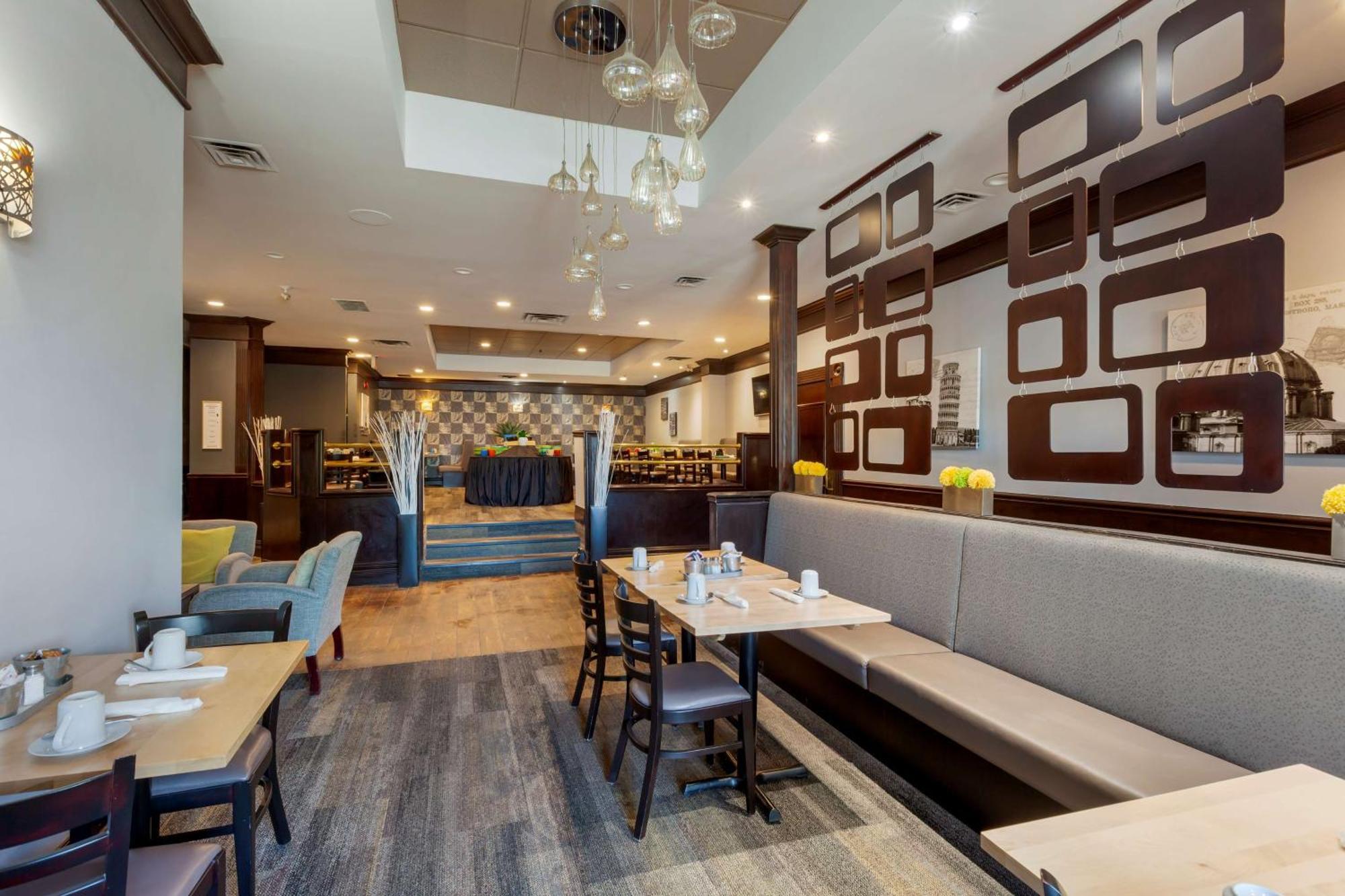 Best Western Plus Toronto Airport Hotel Mississauga Esterno foto
