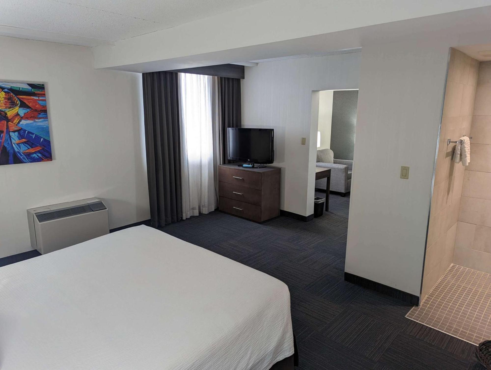 Best Western Plus Toronto Airport Hotel Mississauga Esterno foto