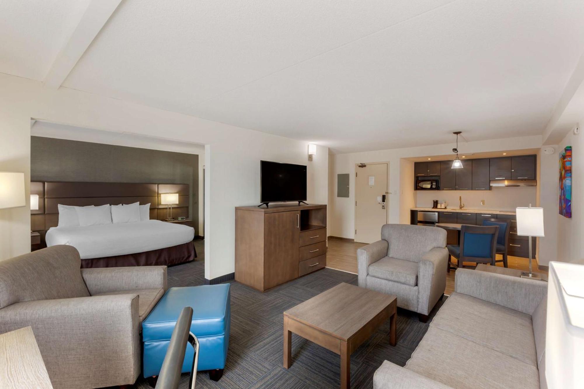 Best Western Plus Toronto Airport Hotel Mississauga Esterno foto