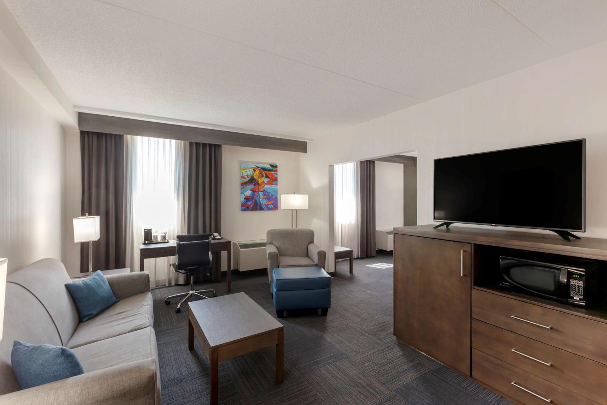 Best Western Plus Toronto Airport Hotel Mississauga Esterno foto