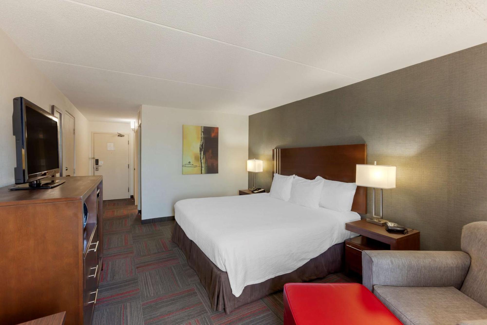 Best Western Plus Toronto Airport Hotel Mississauga Esterno foto