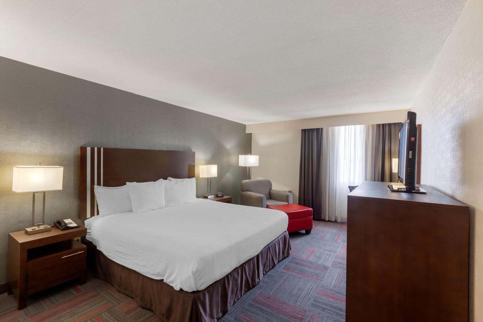 Best Western Plus Toronto Airport Hotel Mississauga Esterno foto